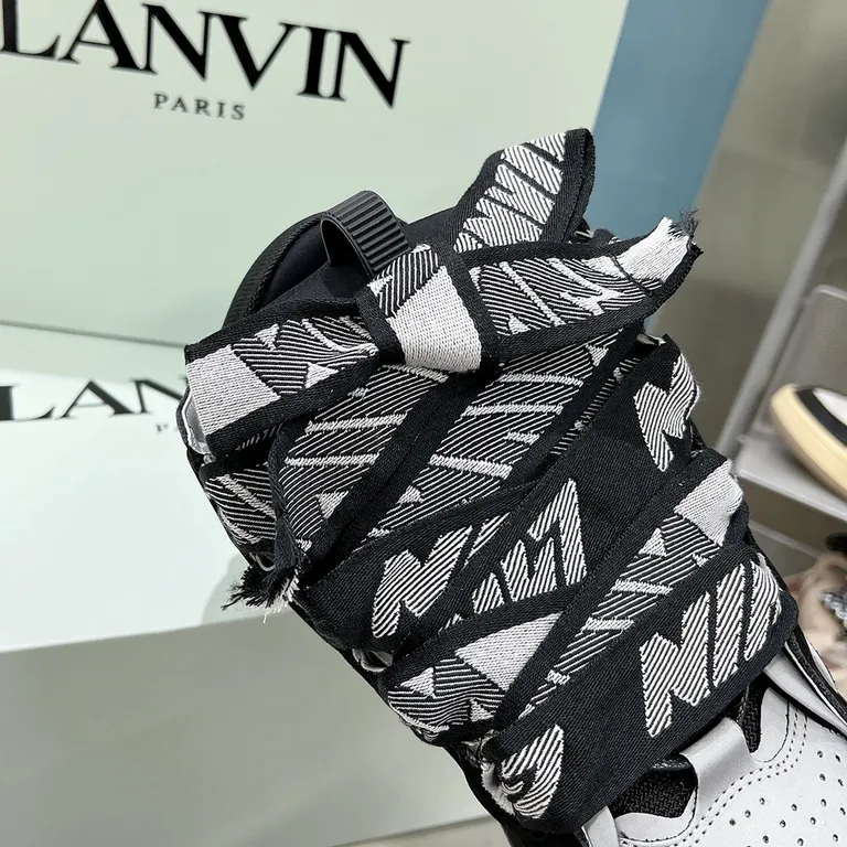 Lanvin Shoe 